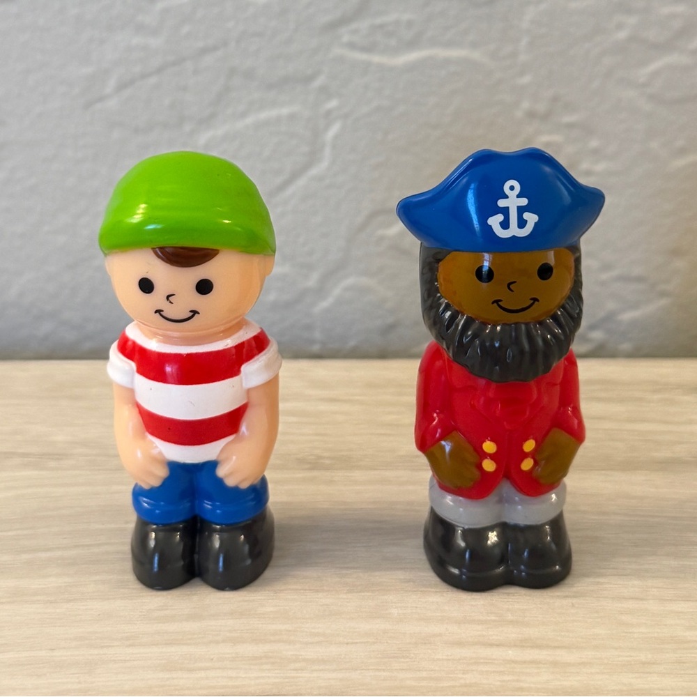 Lakeshore Treasures Adventure Ship Pirate Captain & First Mate